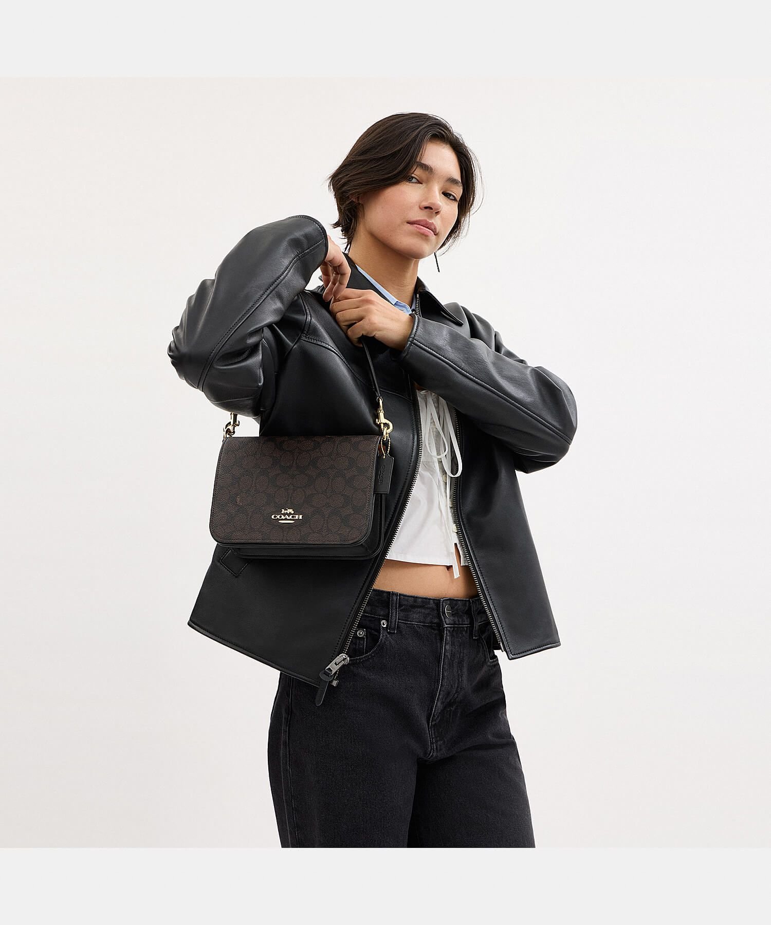 COACH OUTLET｜【公式】クイン バッグ・シグネチャー キャンバス