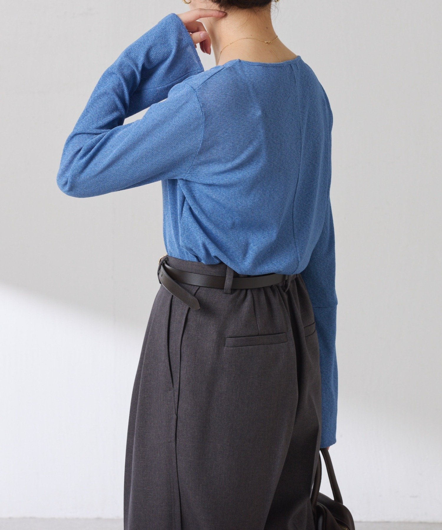 COLLAGE GALLARDAGALANTE｜シアーラメリブスクエアカットソー