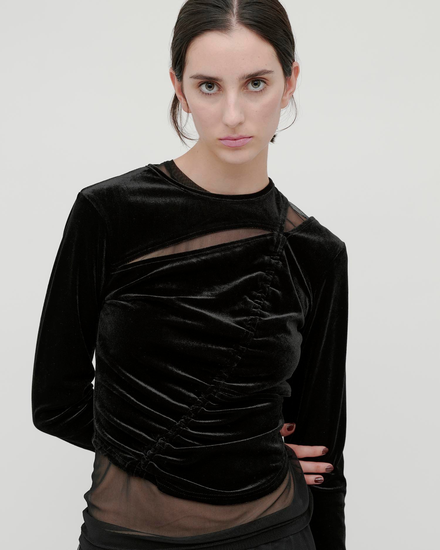 H.O.V｜kiehtova/VELOR SLIT GATHER TOPS/ベロア スリット トップス