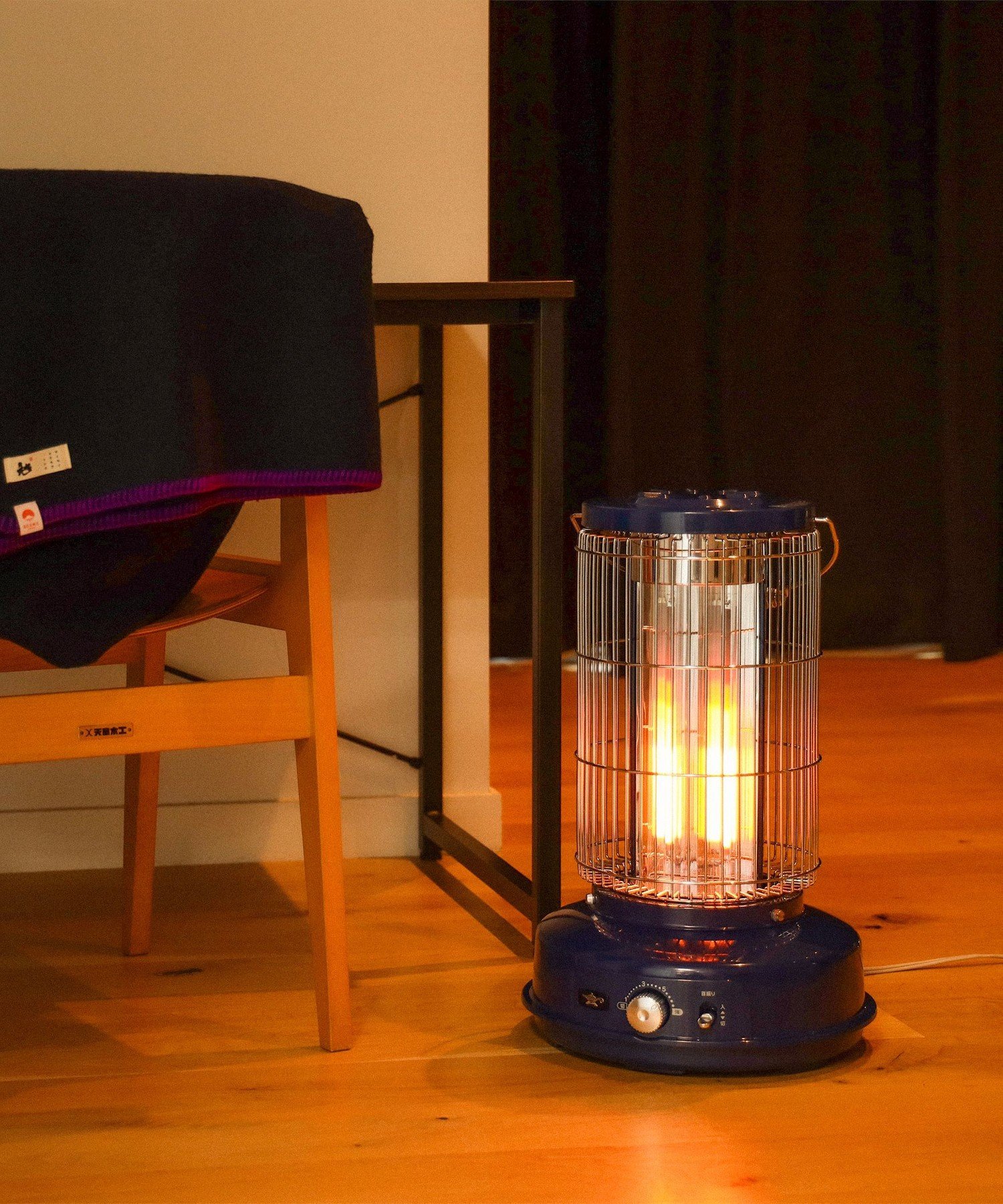 BEAMS JAPAN｜【別注】Aladdin / グラファイトフレームヒーター 藍色