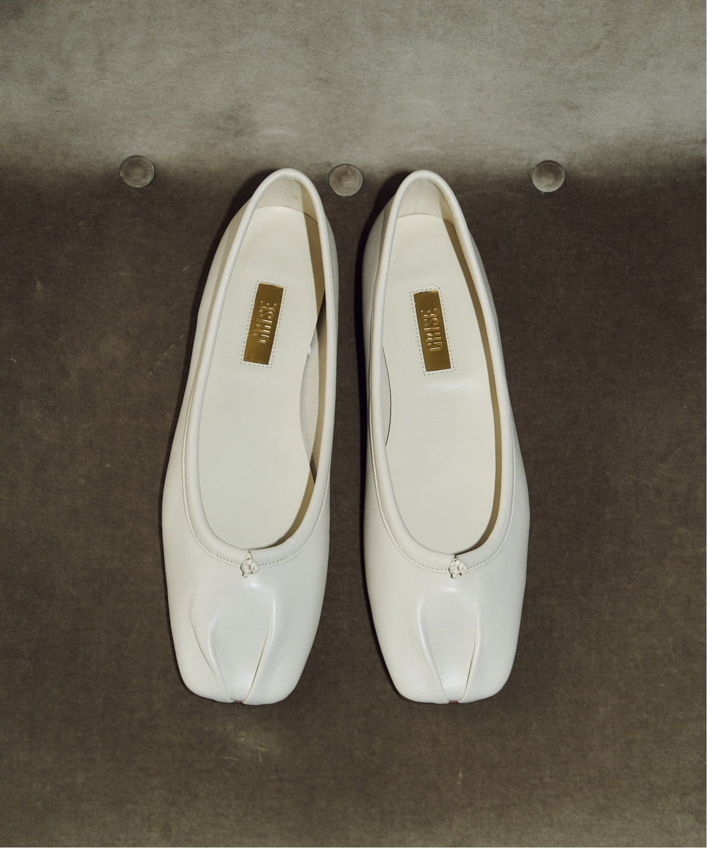 LE TALON｜《追加》GRISEレザースクエアプリーツフラット | Rakuten