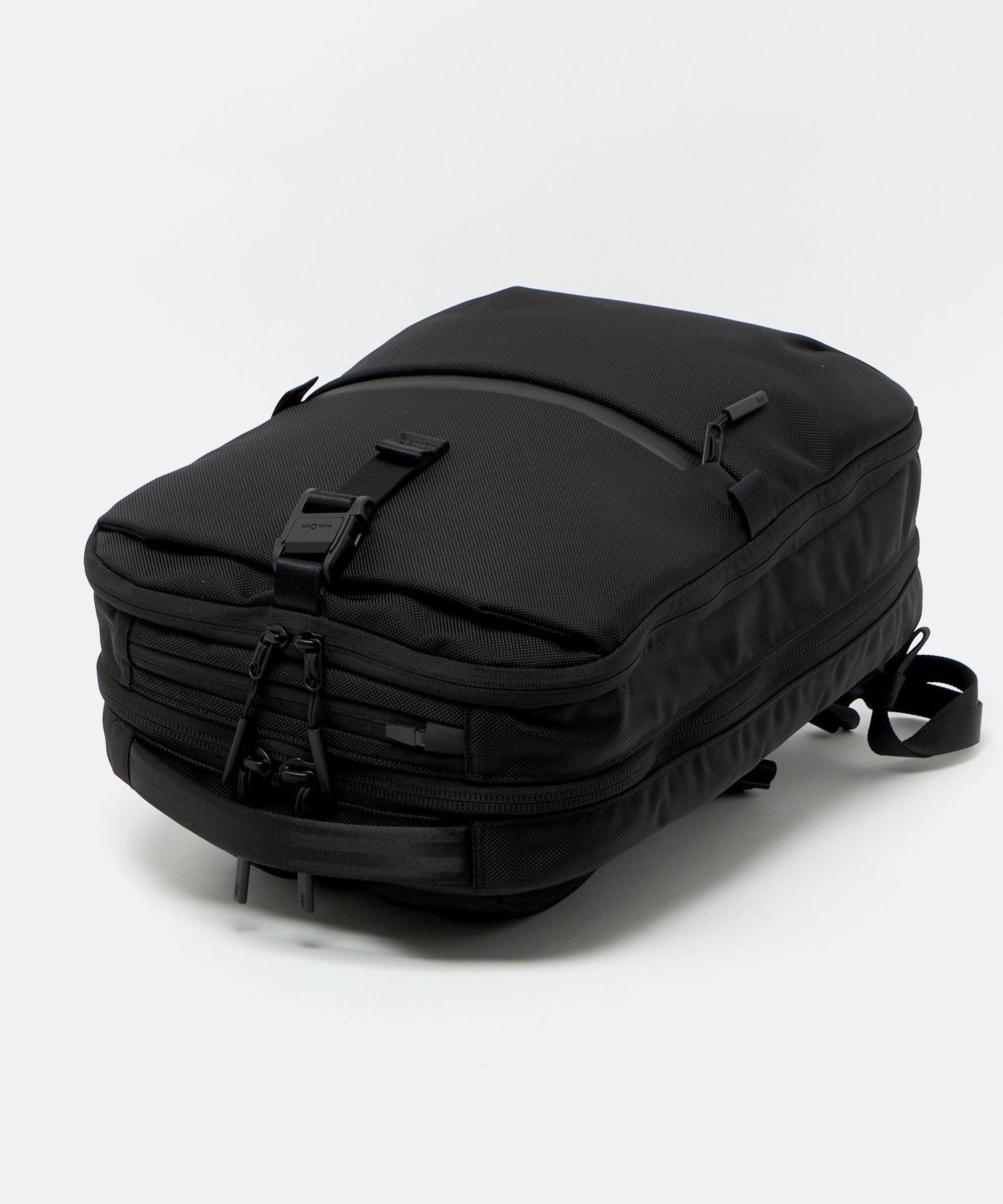 【別注】 Aer COMMUTER PACKバッグ beauty & youth 別注】 ＜Aer＞ COMMUTER PACK/バッグ｜ビューティー＆ユース