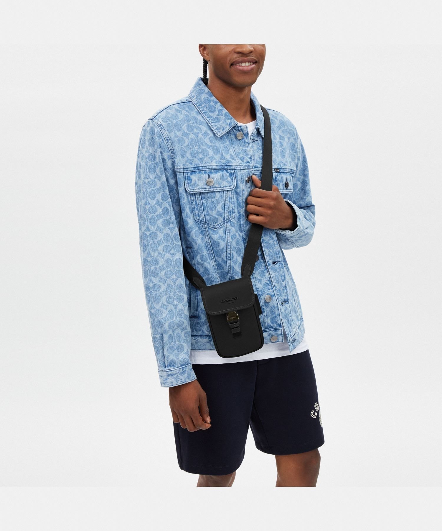 COACH OUTLET｜【公式】レーサー フォーン クロスボディ バッグ