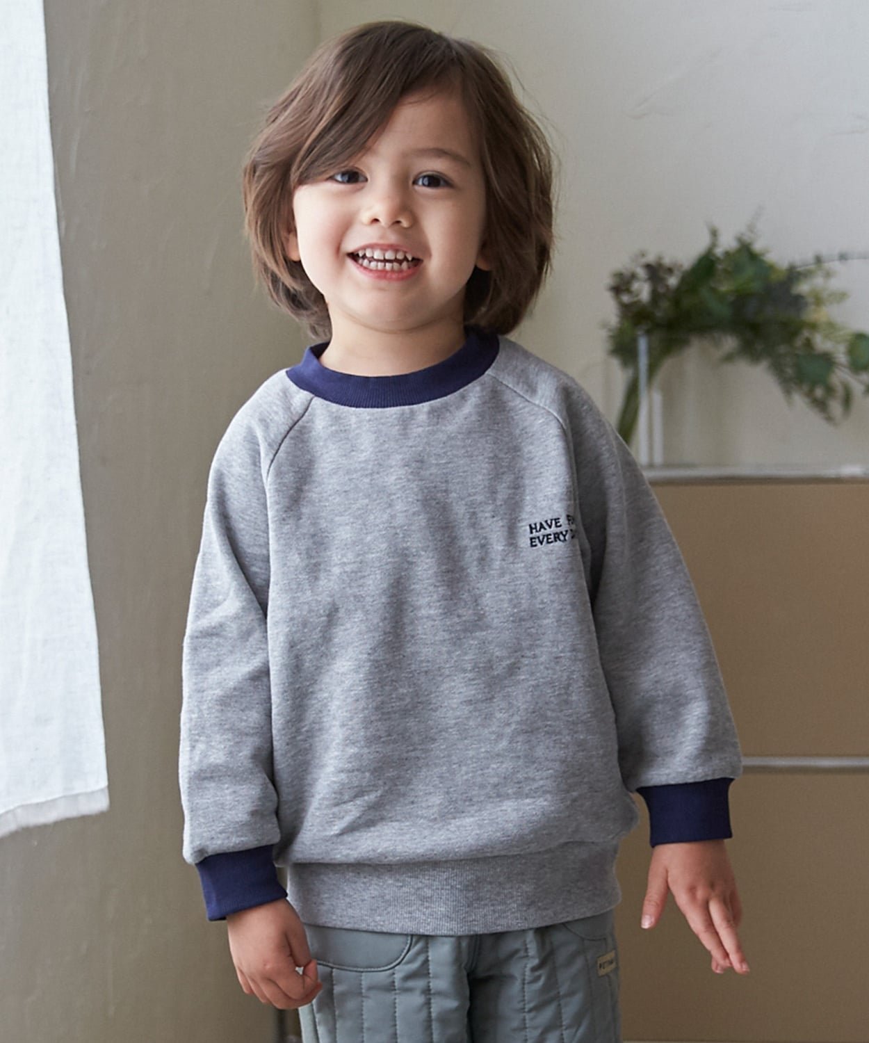 NARUMIYA ONLINE｜【GOODPRICE】裏起毛衿配色トレーナー | Rakuten