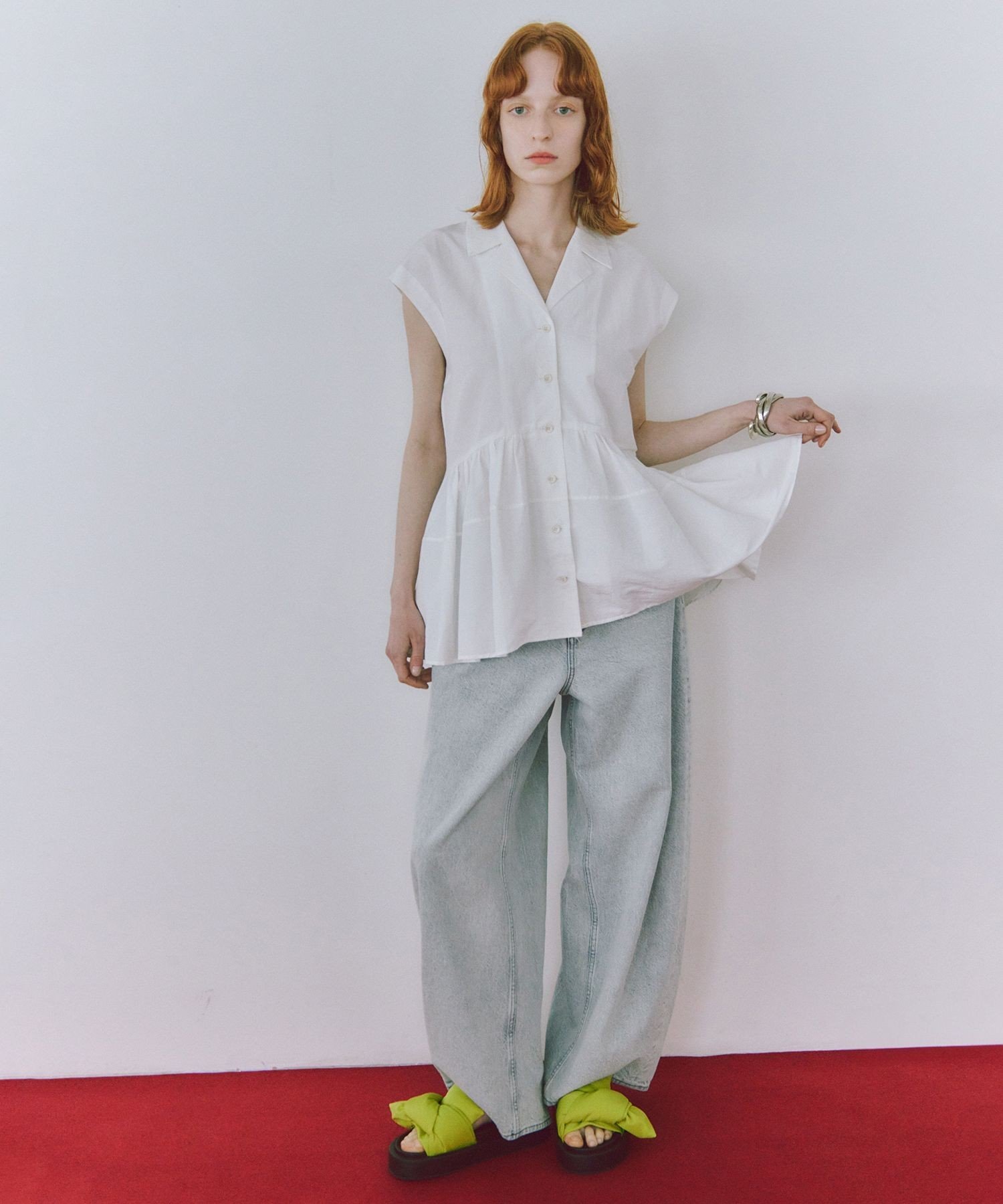 ADAM ET ROPE'｜【サステナブル】バックタックワイドデニム | Rakuten