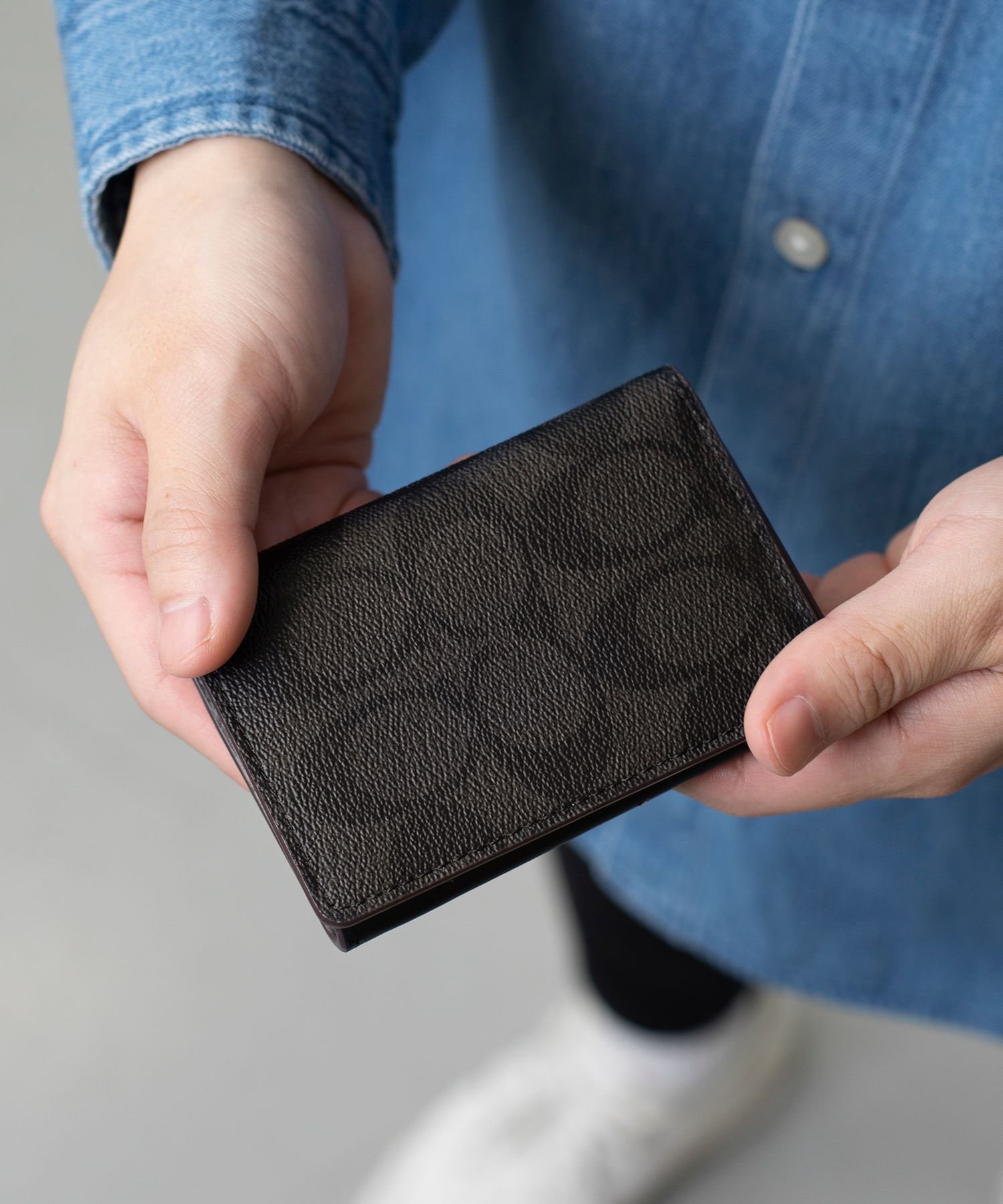 COACH OUTLET｜【公式】ビジネス カード ケース シグネチャー