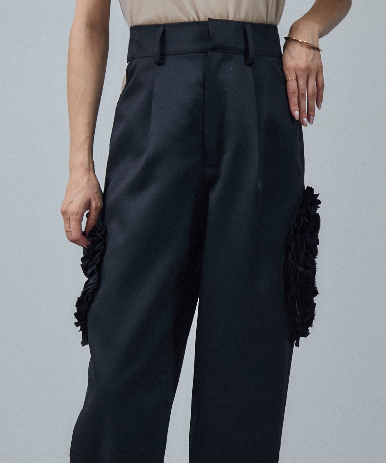 SALON adam et rope'｜【VELVETY INDIGO BLUE BLACK】NUT PANT