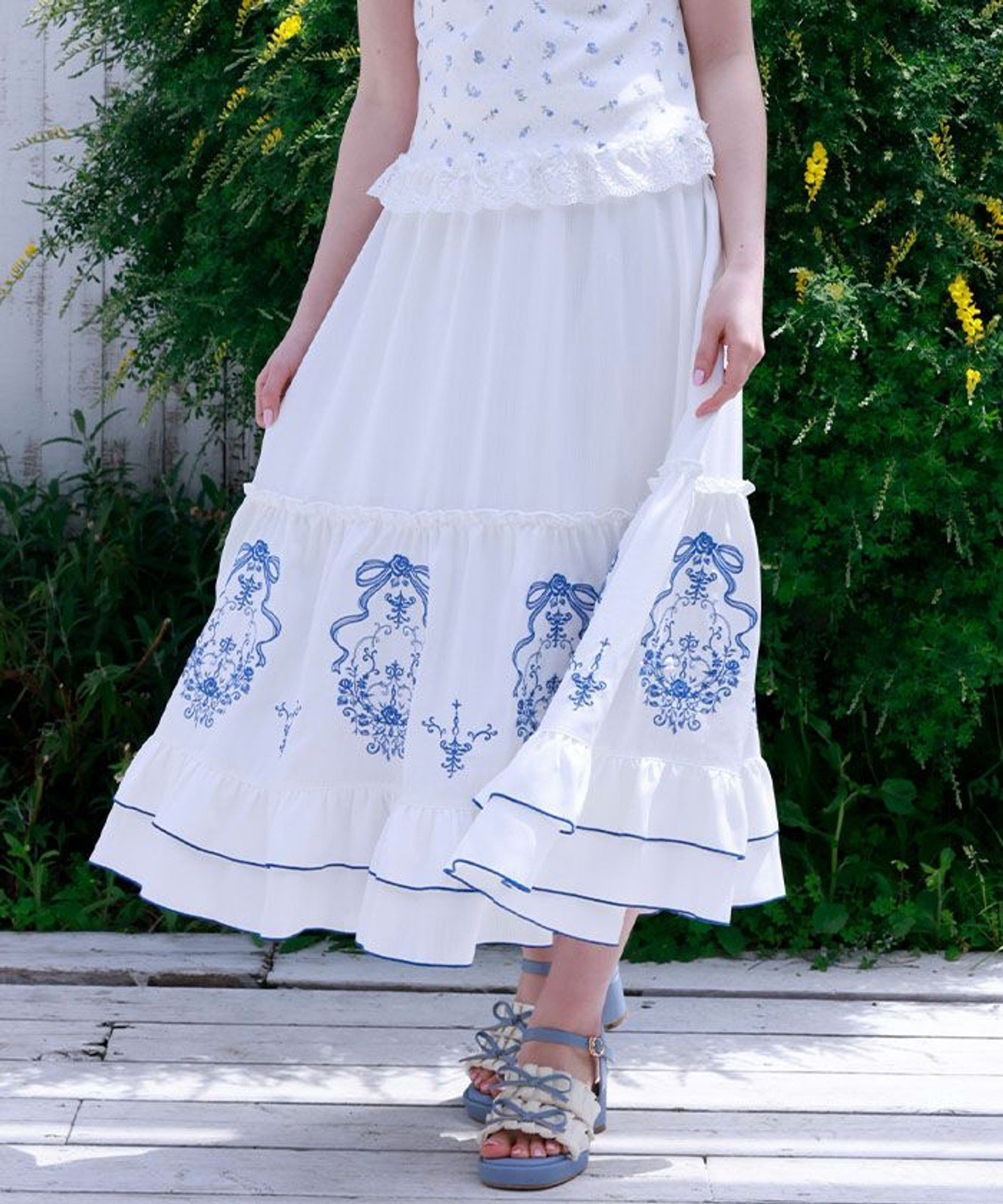 axes femme｜リボン*ブーケ刺繍スカート | Rakuten Fashion(楽天