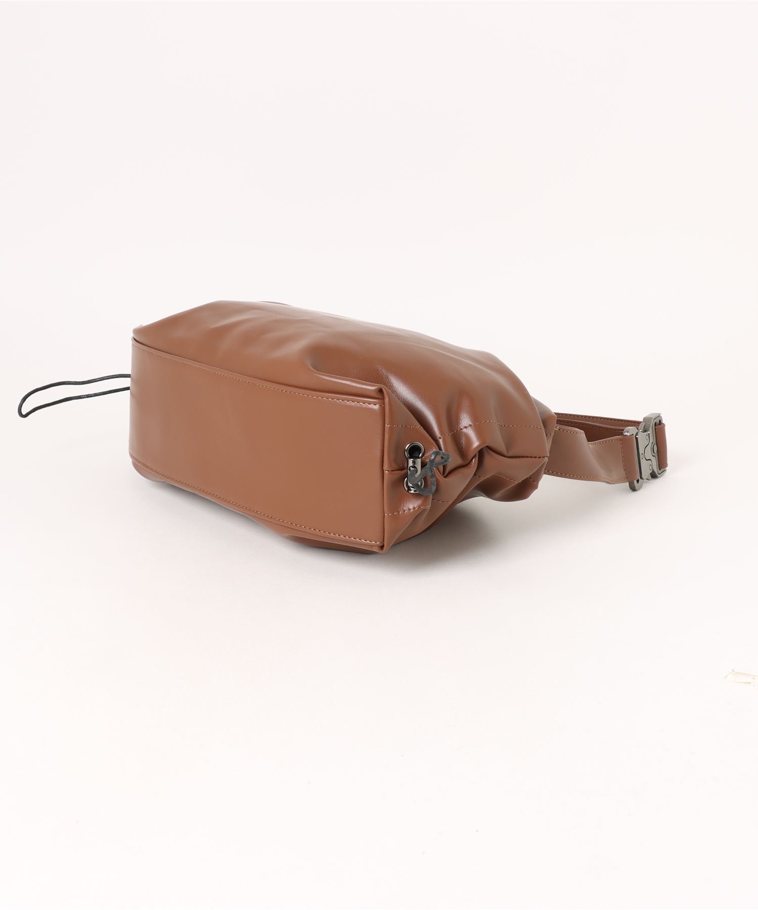 florist｜セミマットレザーサイドギャザーショルダーバッグ / A4収納可