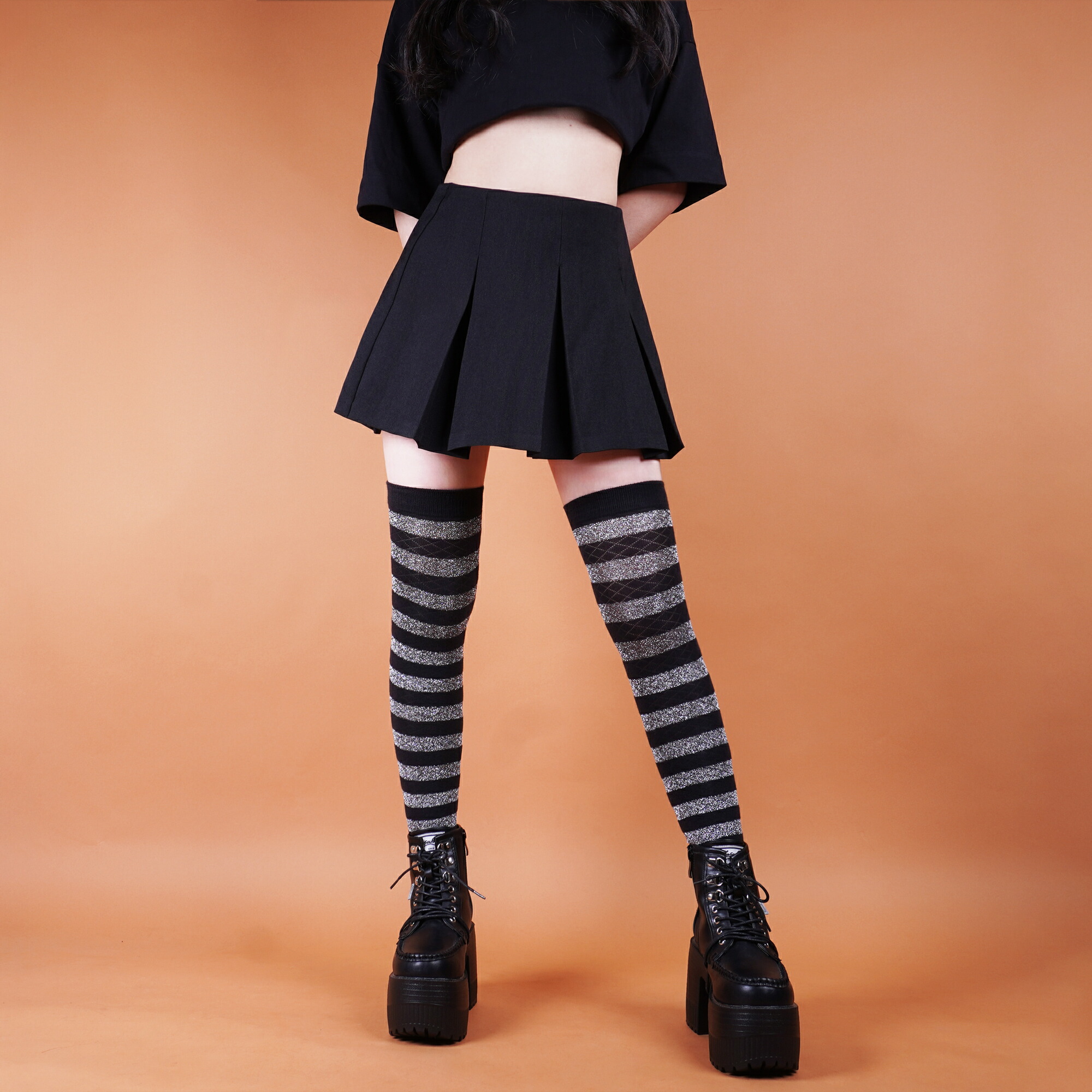 楽天市場】ダイヤラメボーダーオーバーニー(ニーハイ)ソックス : SOXXI