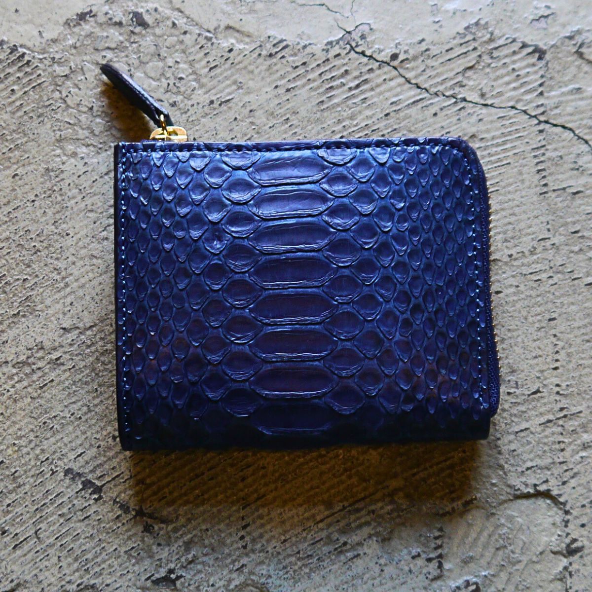 楽天市場】KCs ケイシイズ パイソン 財布 二つ折り財布 財布 ヘビ革