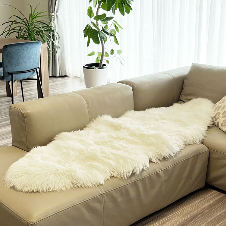 楽天市場】【5%offクーポン】ムートン ラグ 70×180 大きい 2匹