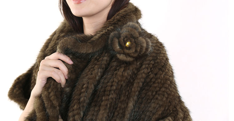 楽天市場】【期間限定価格】ミンク ストール 編み込み フリル お花付き