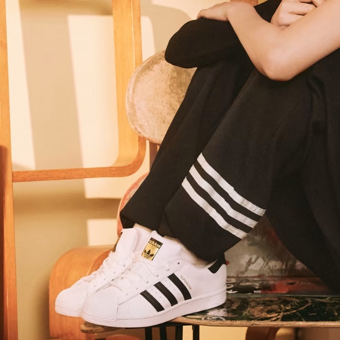 楽天市場】【スーパーセール】アディダス スーパースター スニーカー