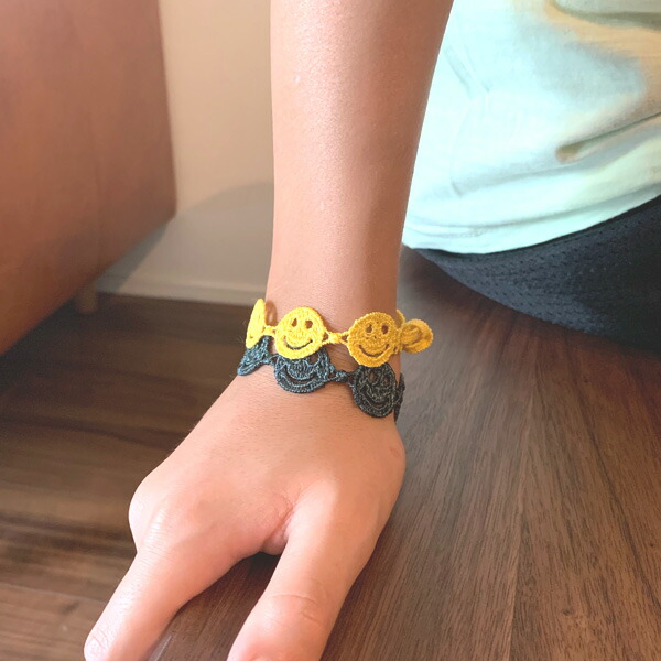 楽天市場】スマイル ブレスレット 2本セット ミサンガ アンクレット