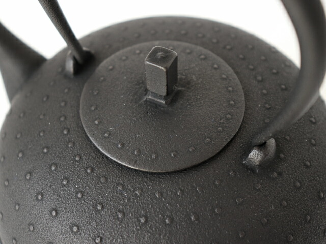 楽天市場】空間鋳造 岩清水久生 鉄瓶 Sayu 小 ( PureBlack )【 送料