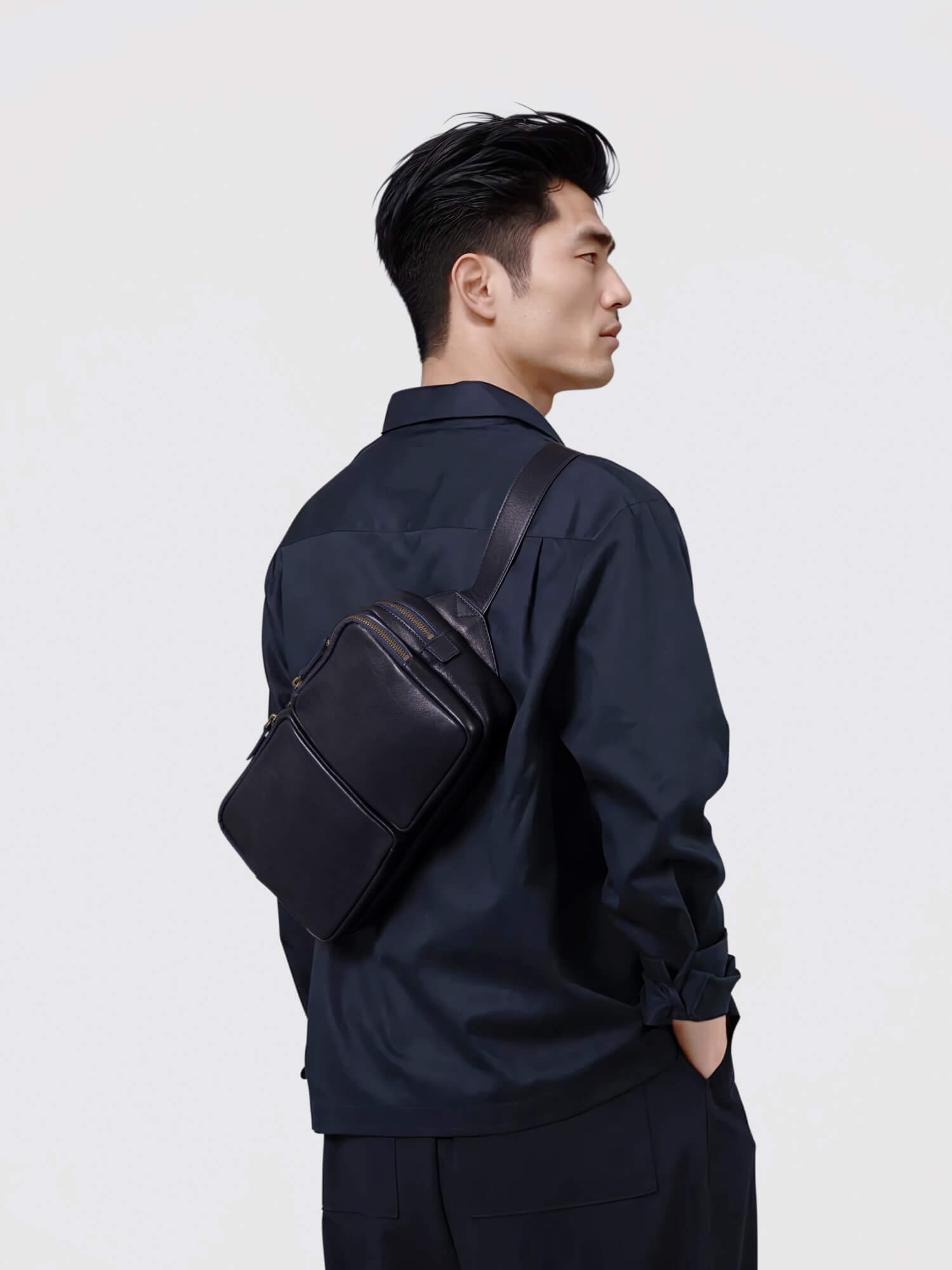 楽天市場】【土屋鞄公式】 ビークル トリジップボディーバッグ : 土屋