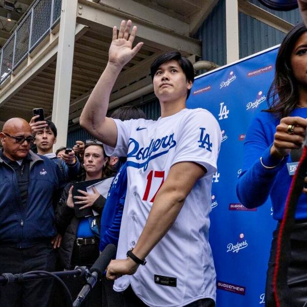 楽天市場】【送料無料】【大人もOK☆キッズサイズ】 MLB公式 NIKE