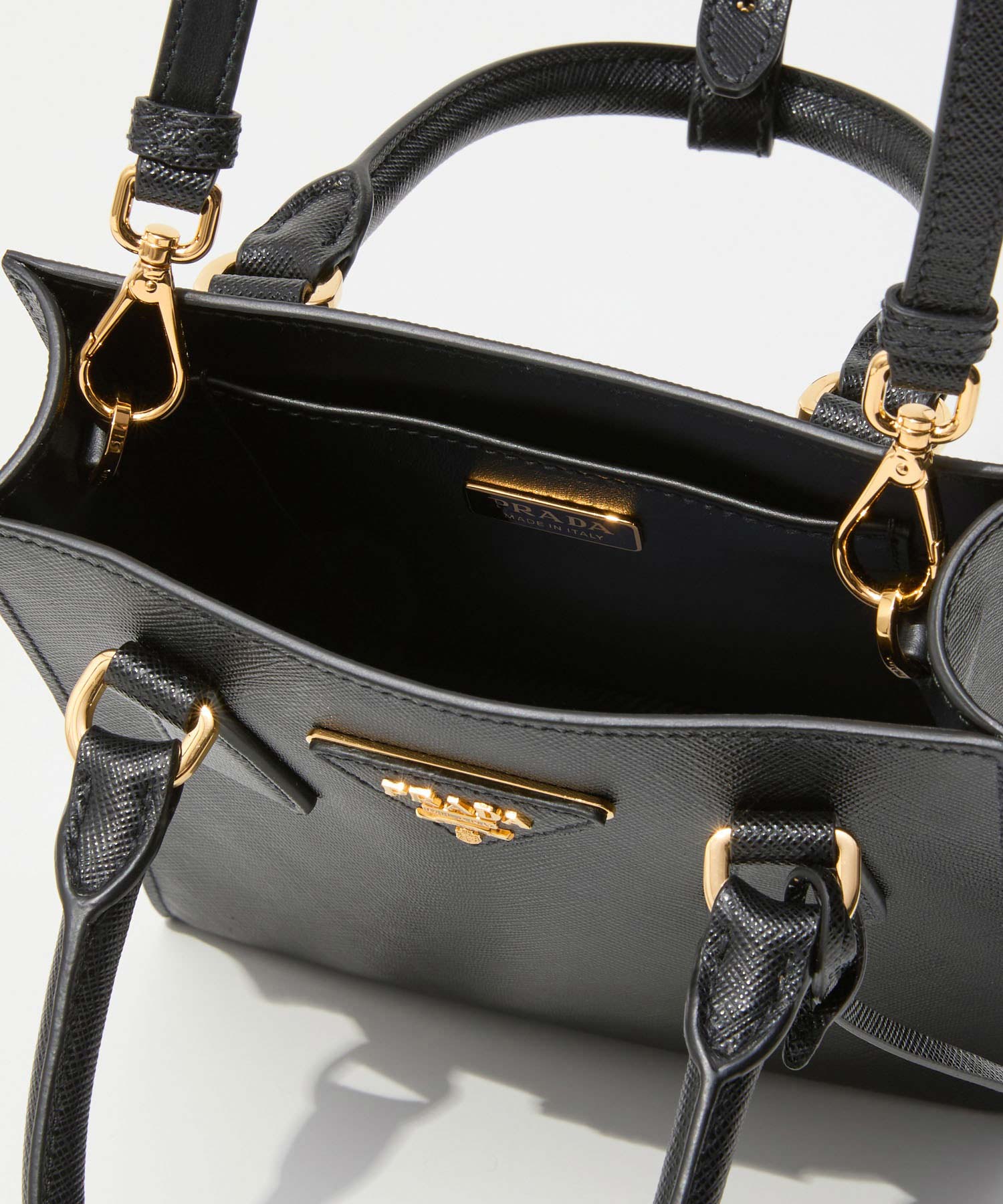 楽天市場】プラダ PRADA 1BA358 NZV ショルダーバッグ SAFFIANO MINI