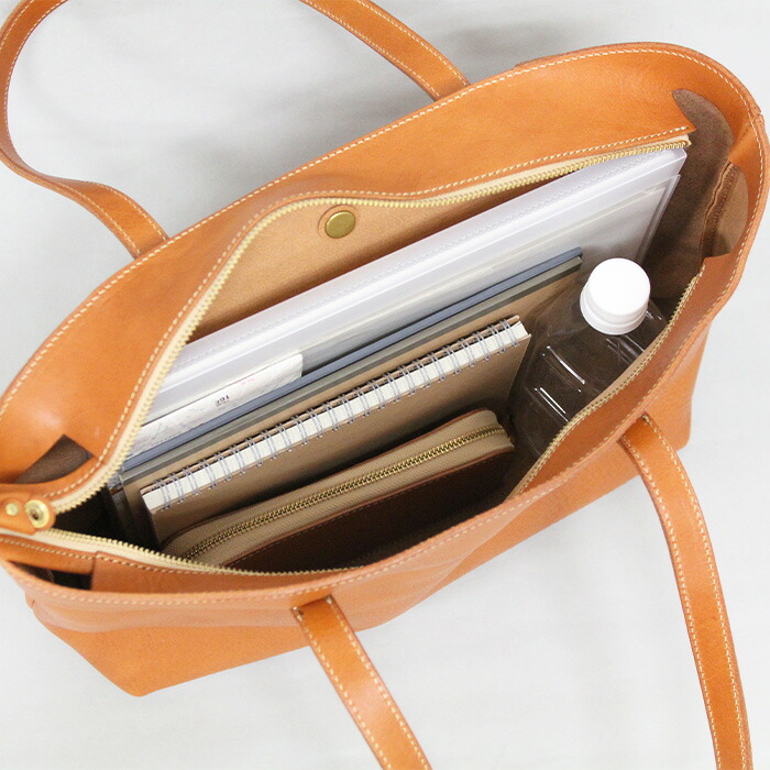 楽天市場】本革 トートバッグ ファスナー付き a4 大きめ 横 レディース