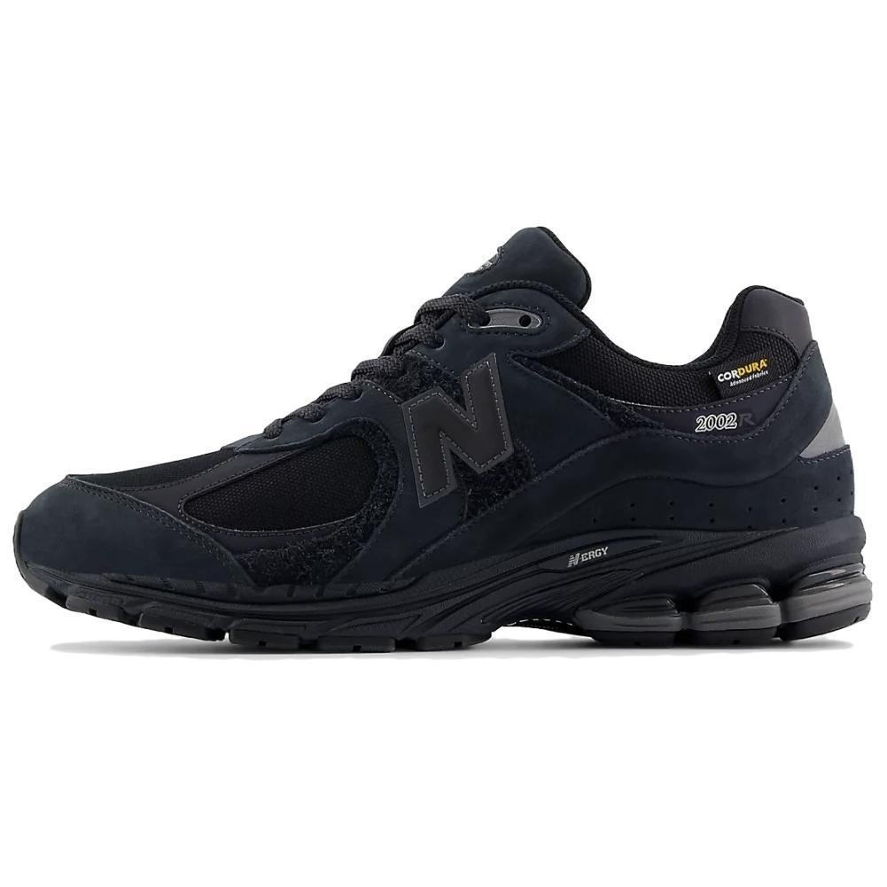 楽天市場】【お取り寄せ商品】NEW BALANCE 2002R CORDURA PACK BLACK