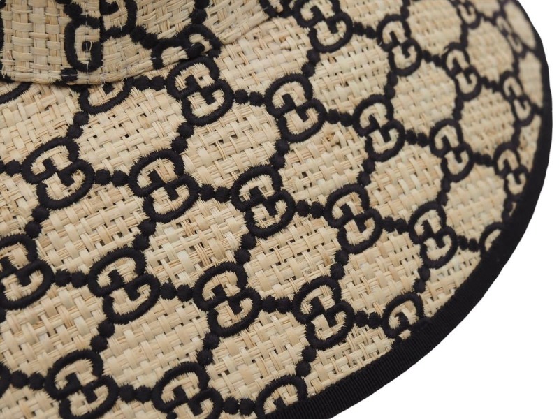 GUCCI GGパターン 麦わら帽子 GUCCI GGパターン 麦わら帽子 GUCCI GG