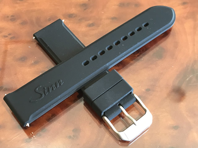 a*i様 Sinn 未使用バックル＆シリコンストラップ(カット済) 20mm a*i様