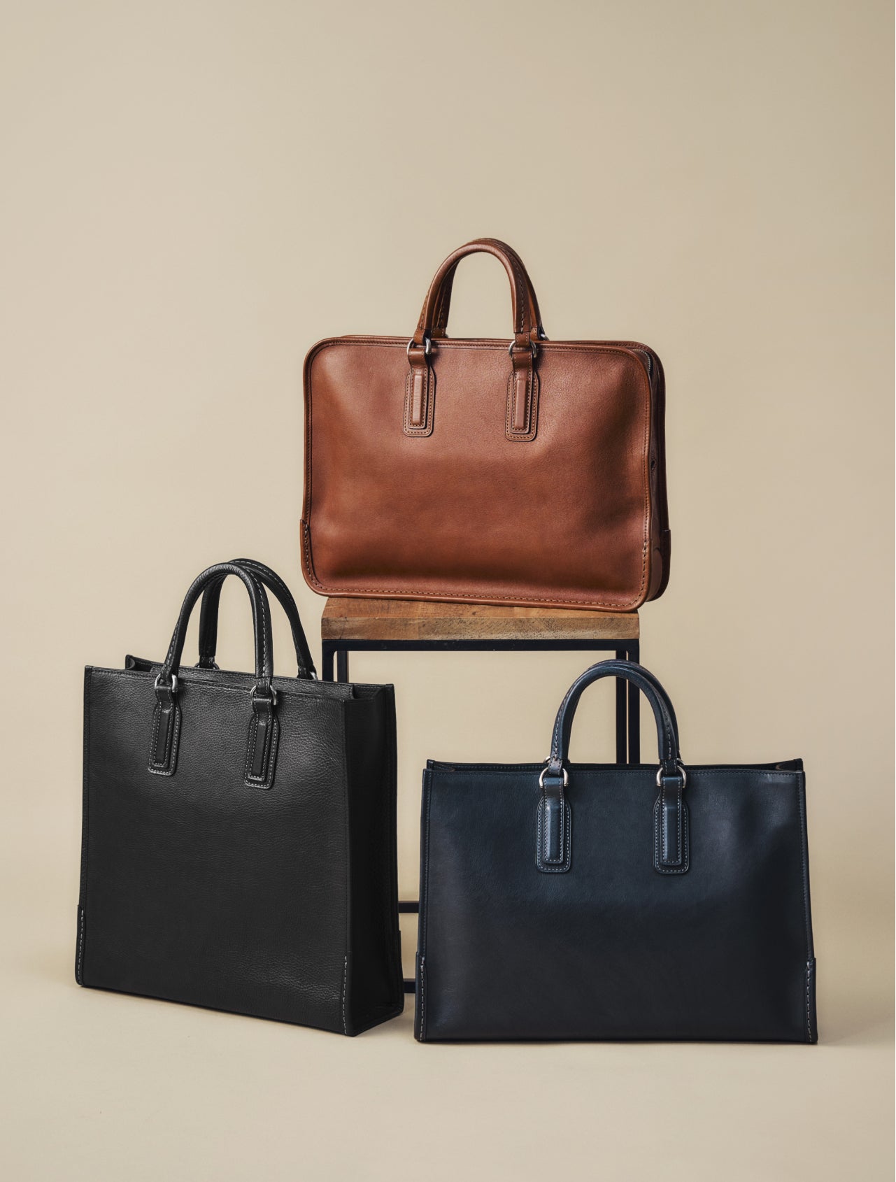 URBANO 妥協なき細部が、ビジネスの品格を形づくる – 土屋鞄製造所