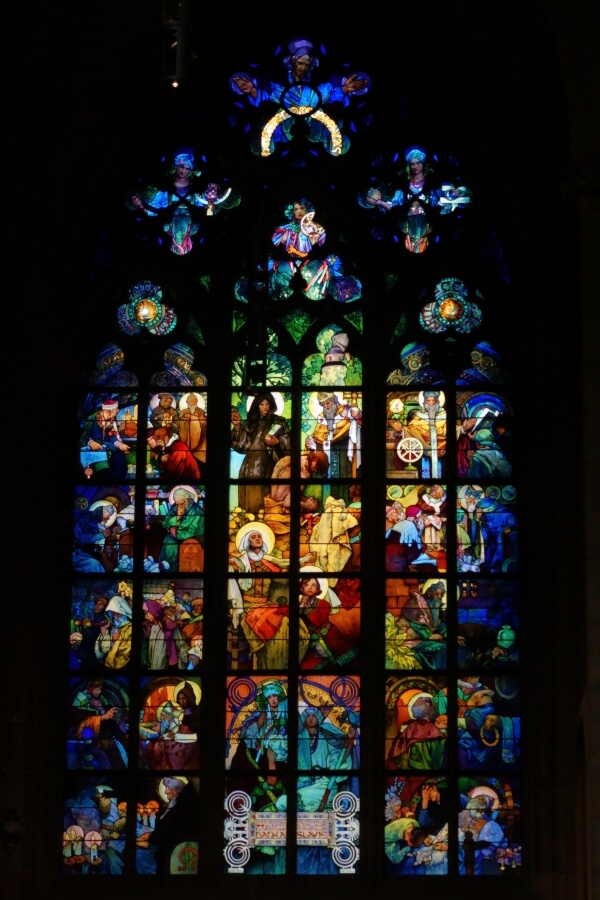 聖ヴィート大聖堂 | プラハ見のどころ観光情報