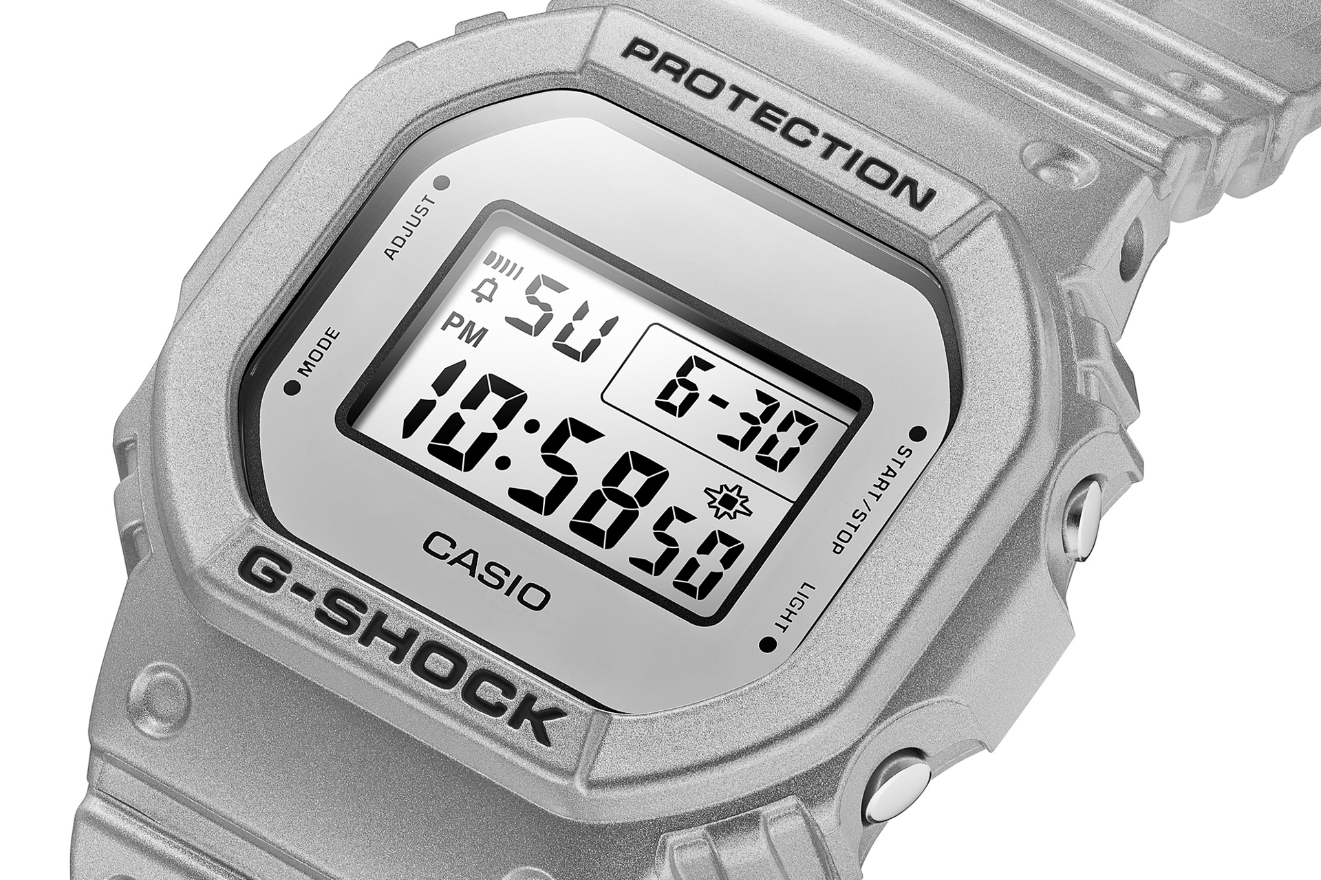 G-SHOCK、シルバー蒸着パーツやミラー液晶などレトロフューチャーな