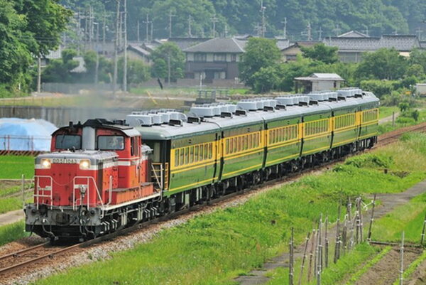 日本最大の湖」を1周する客車列車が運行へ 大阪⇔敦賀を直結 3月に1日