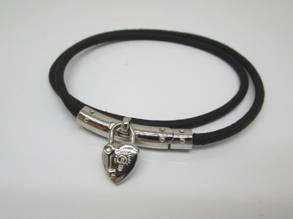 424 エルメス ヴィヴィリデハートチョーカー ブレスレット レザー