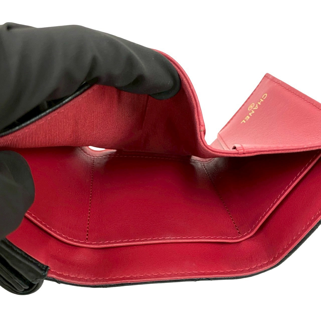 CHANEL シャネル 三つ折り財布 – Trip