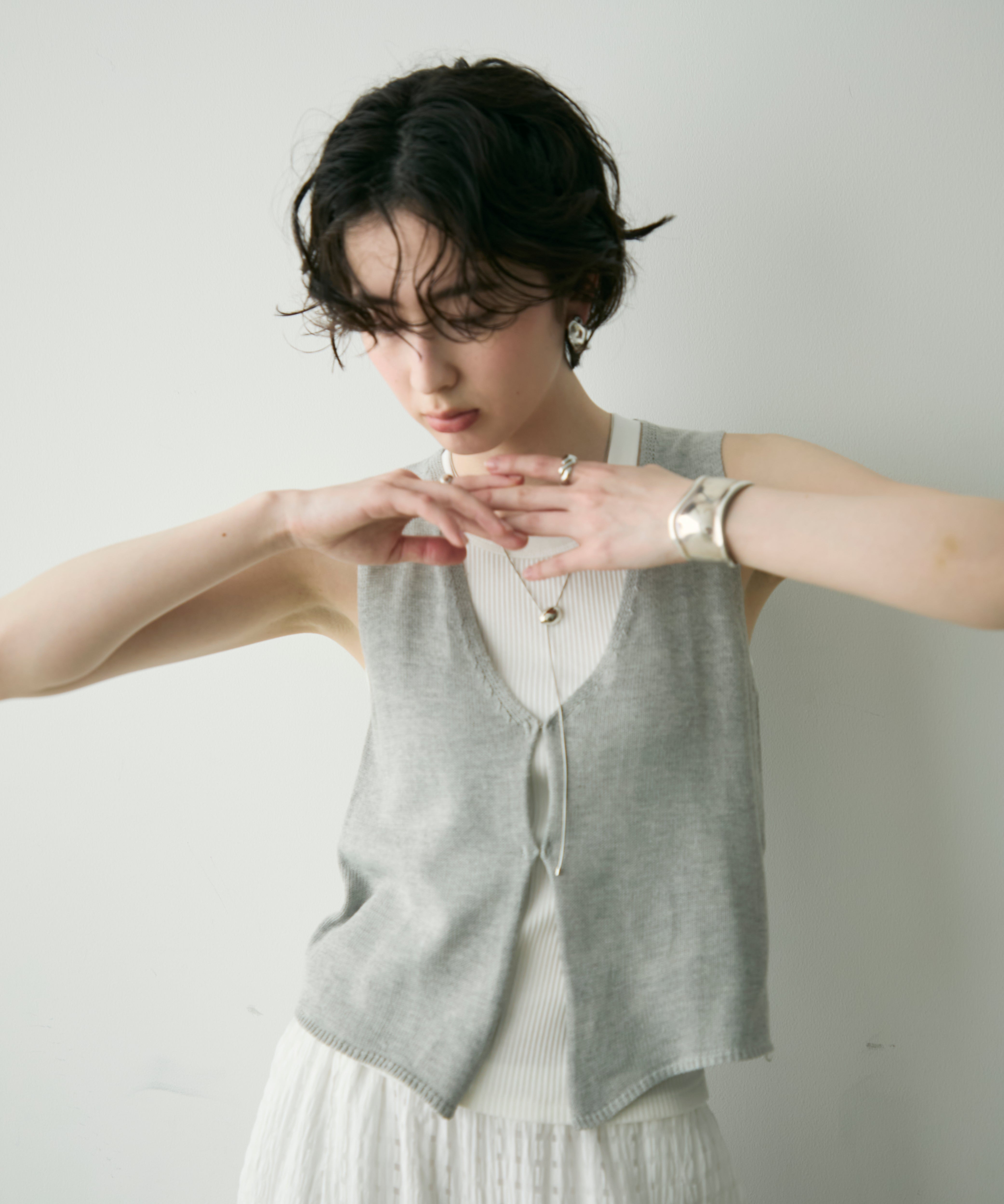 前開きニットタンク | Trish