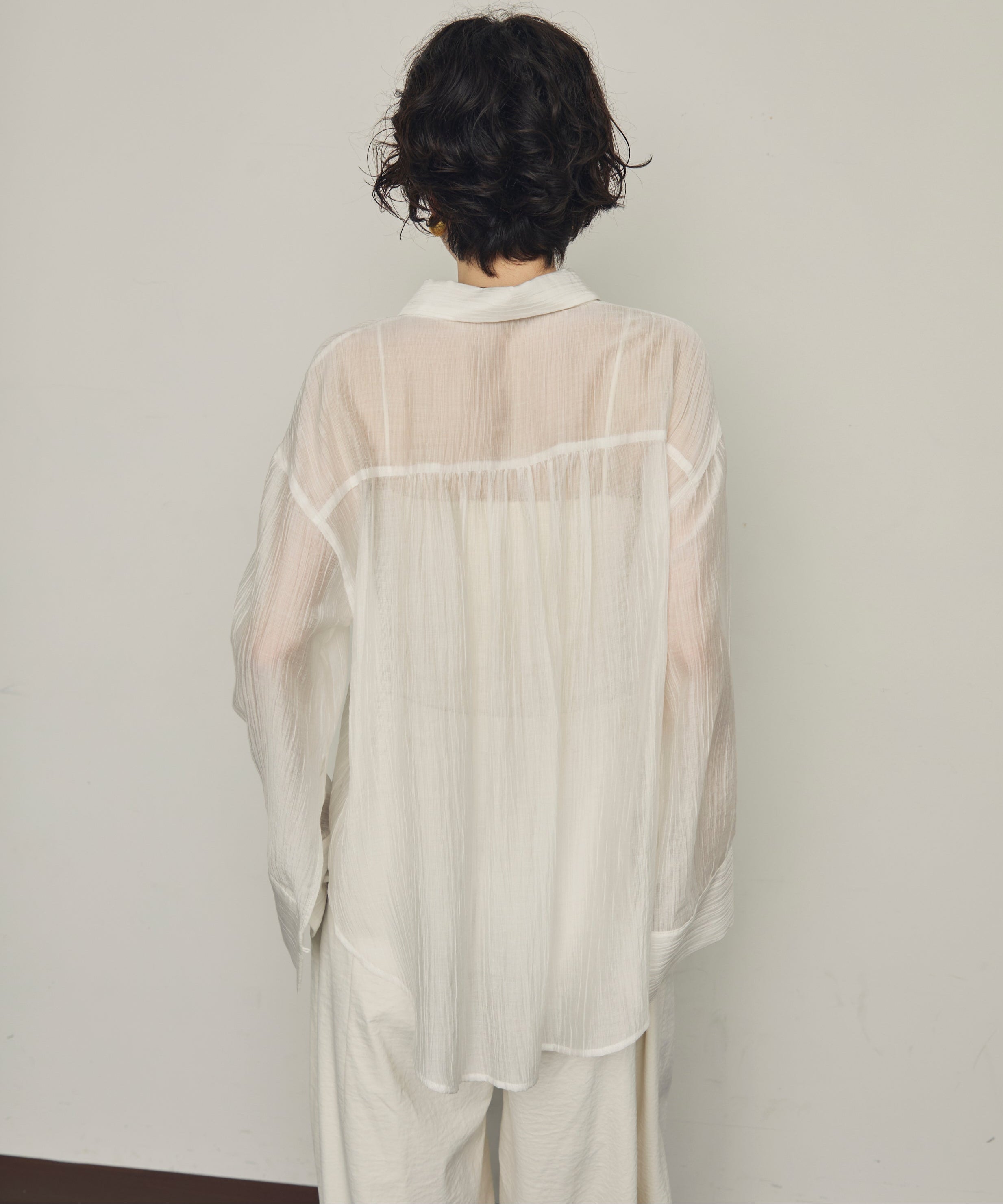 楊柳シアーコード刺繍ロングスリーブシャツ | Trish