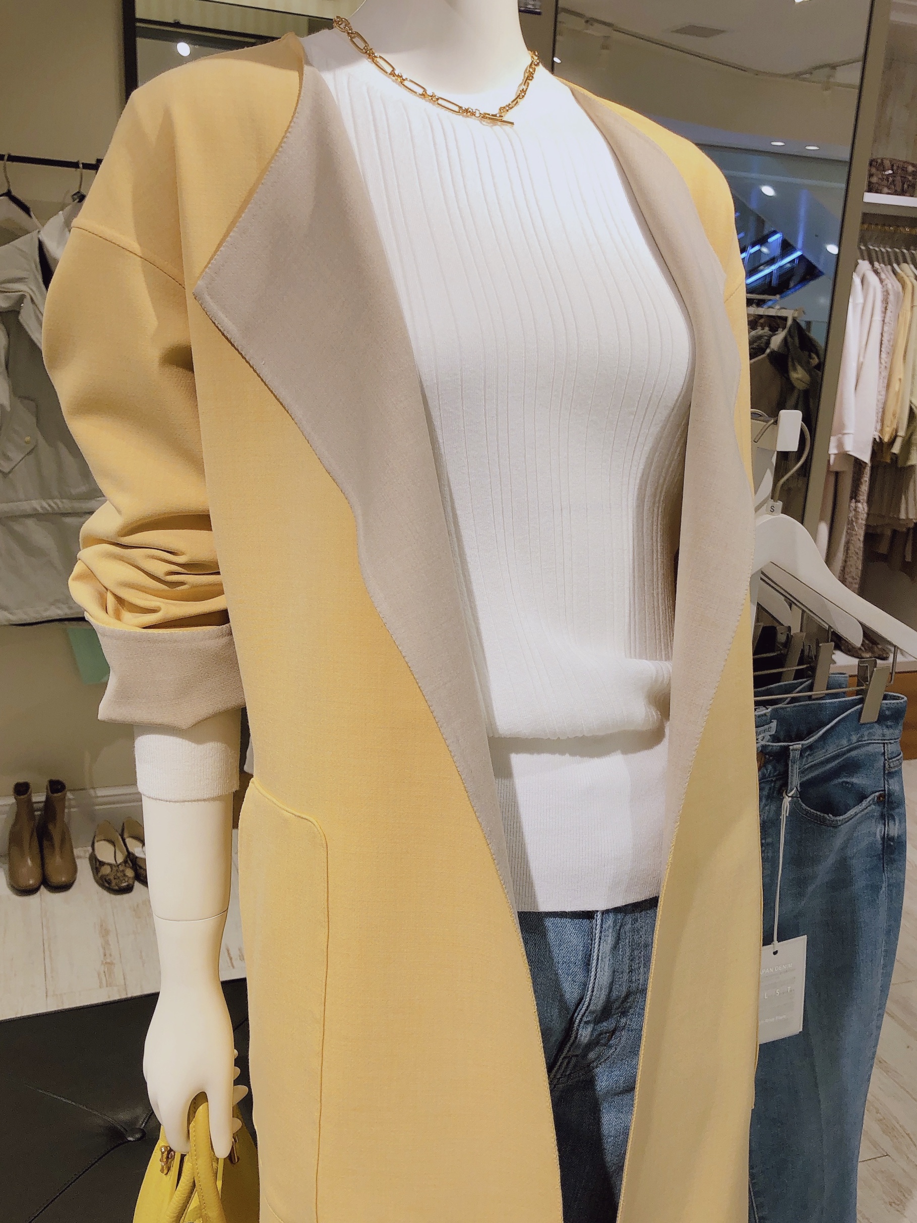 リバーシブルノーカラーコート ｜プラステ｜ショップニュース