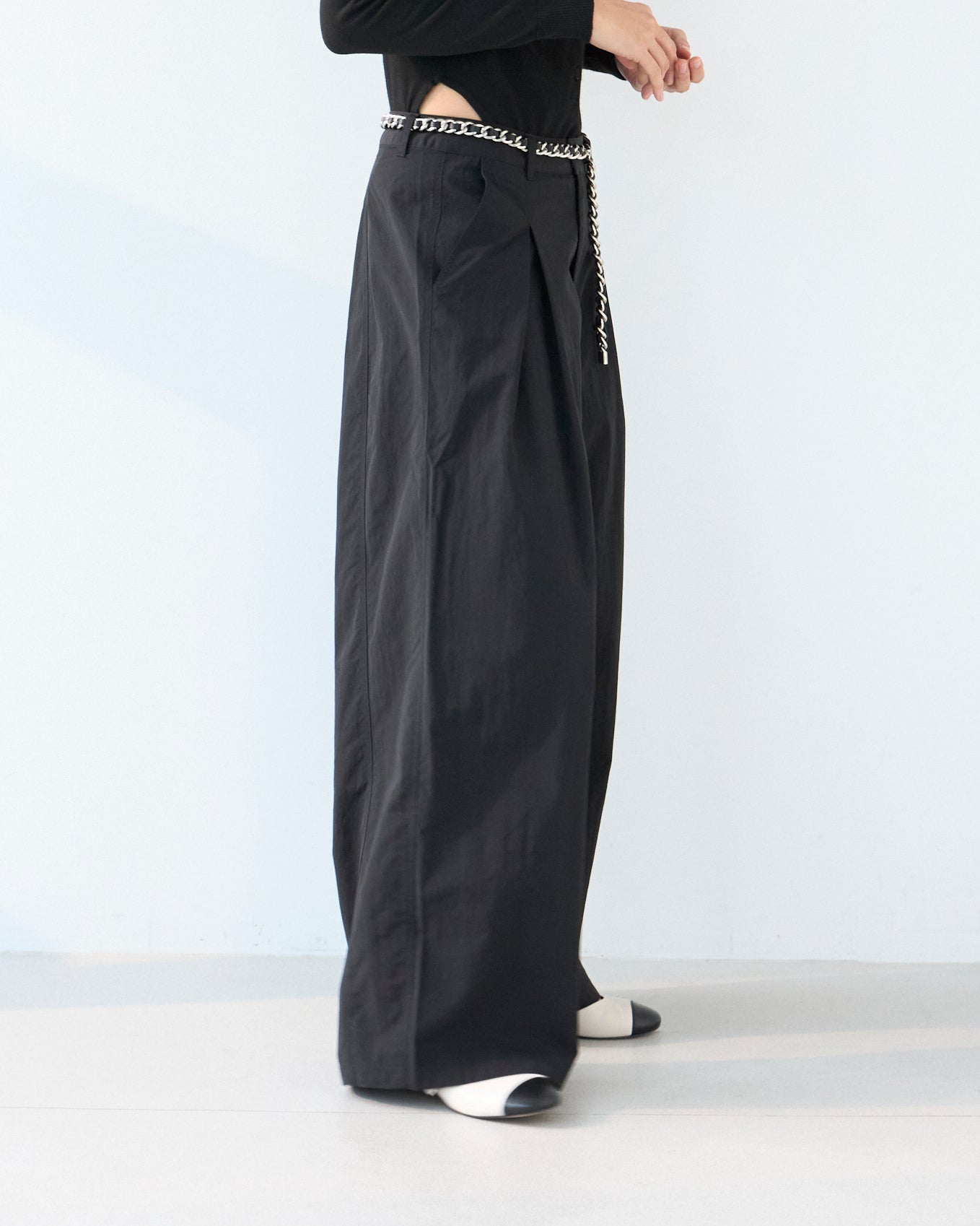 Nylon Tuck Wide Pants – TW