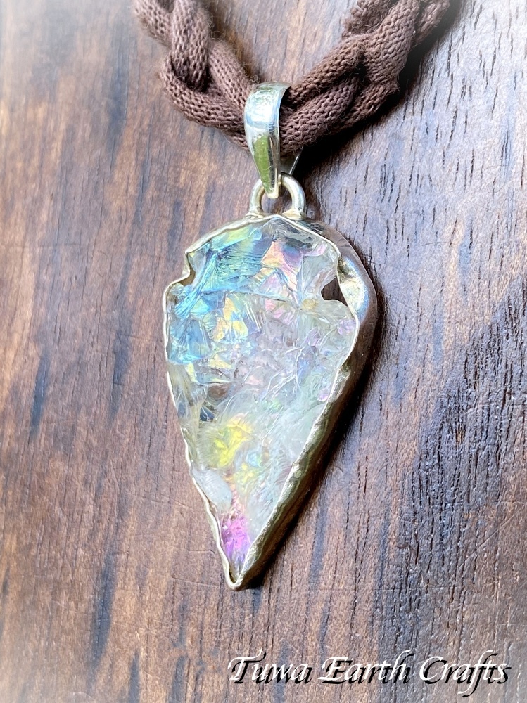 自信アップ・夢の実現・オーラの浄化】高品質 虹色エンジェルオーラ