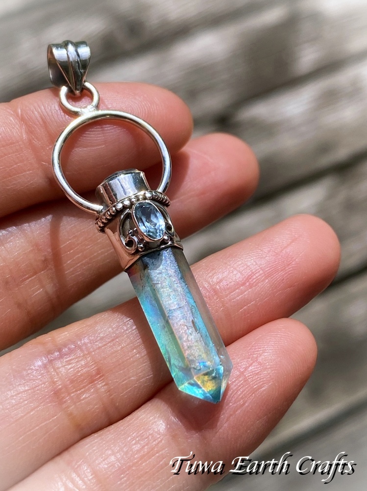 オーラの浄化・自分らしさ】高品質アクアオーラ水晶ポイント