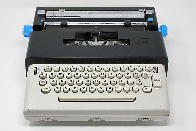 1971 Olivetti Lettera 36 on the Typewriter Database