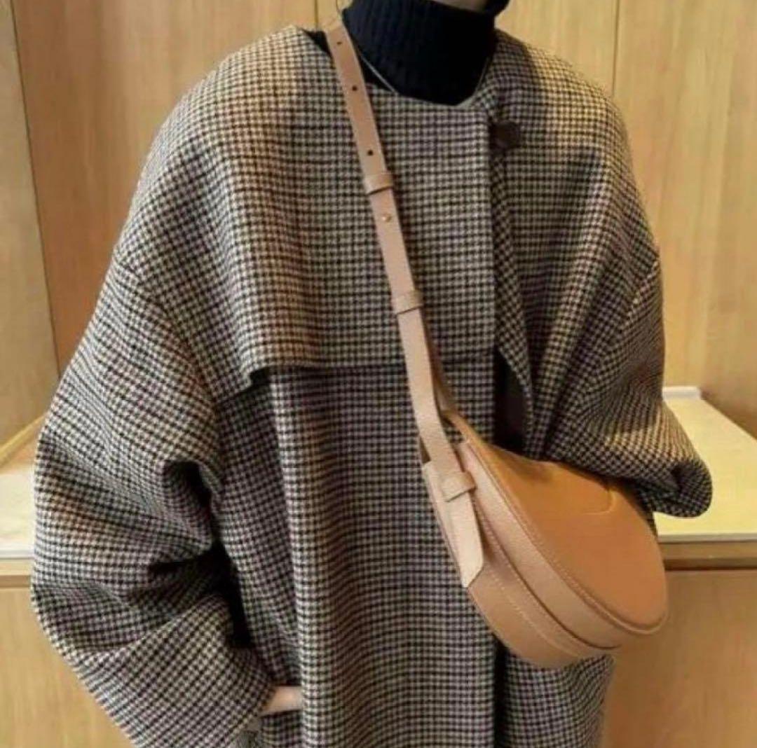 Brand New with Tag】Eaphi No Collar Wool Check Coat