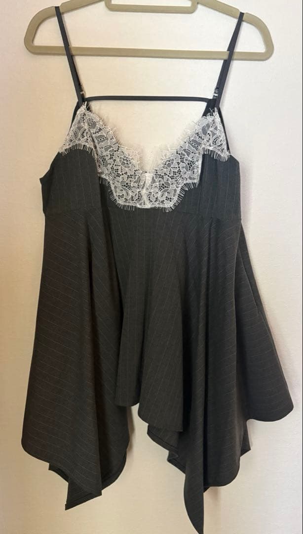 POPPY HANDKERCHIEF HEM LACE CAMI TUNIC