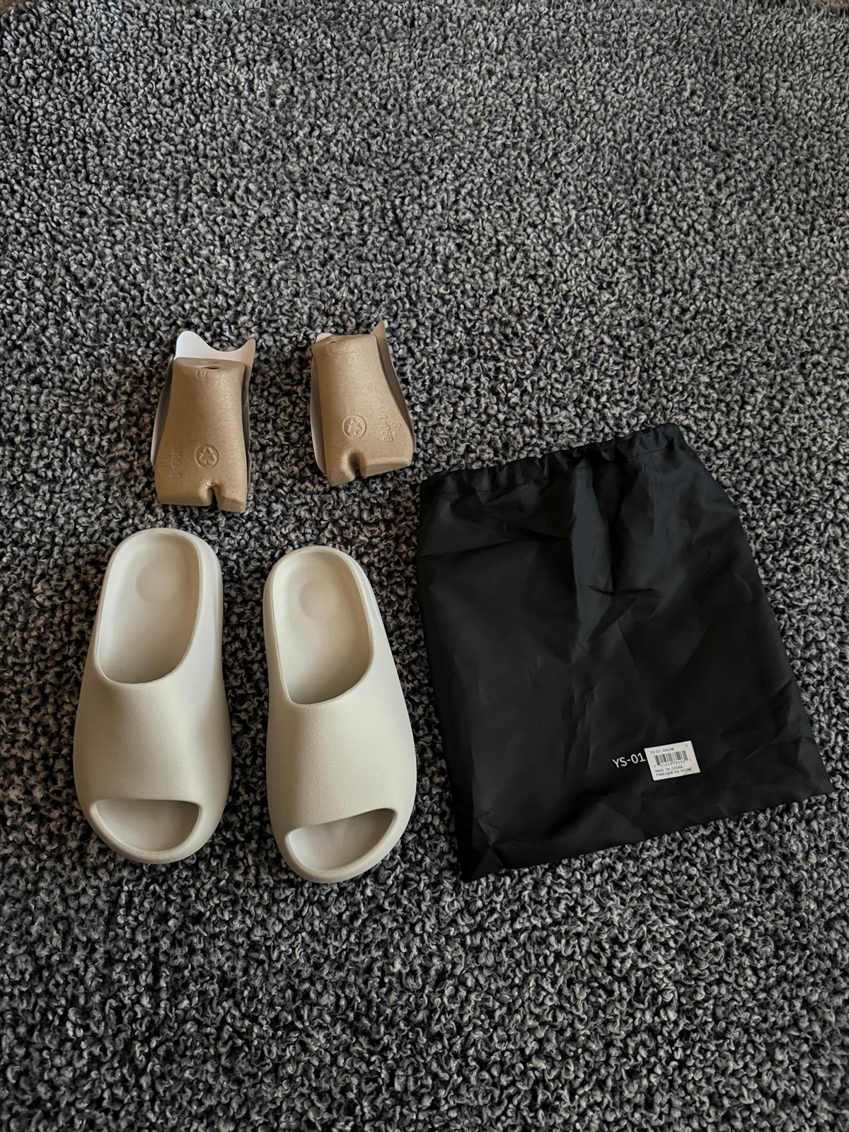 Men's Yeezy Slides, YS-01, Cream, Size 7, NEW | Mercari