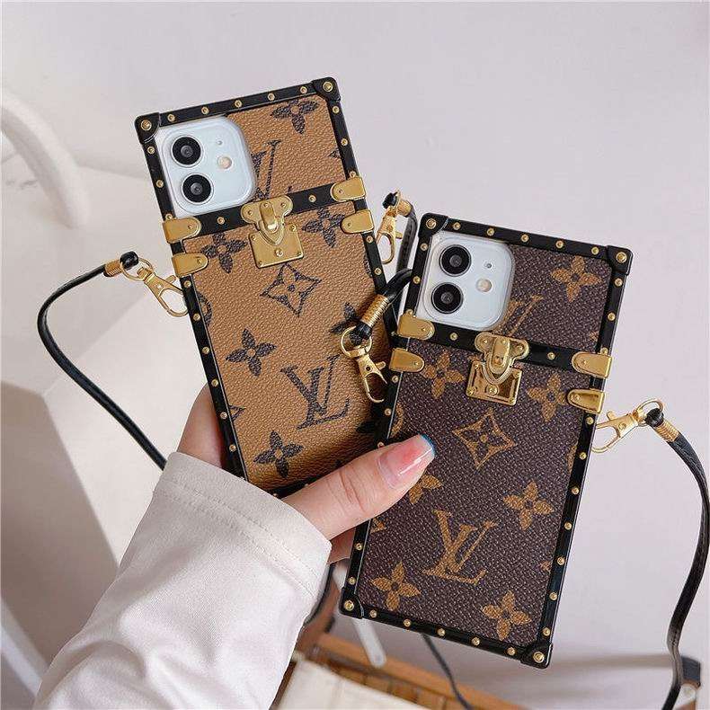 LV Trunk Case iPhone 15 / Pro / Plus / Pro Max - uCaseSpot
