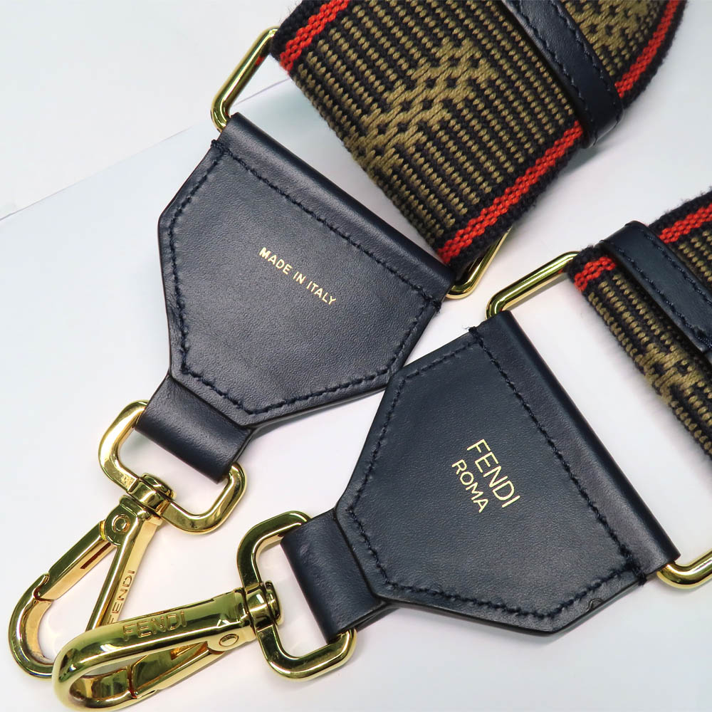 本日限定お値下げ 美品 FENDI フェンディ ストラップ キャム 楽天市場