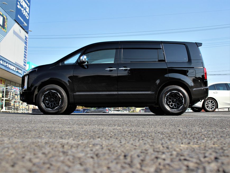 スタッドレスにも235/70R16使っちゃう？！冬もAir/G RocksでデリカD5を