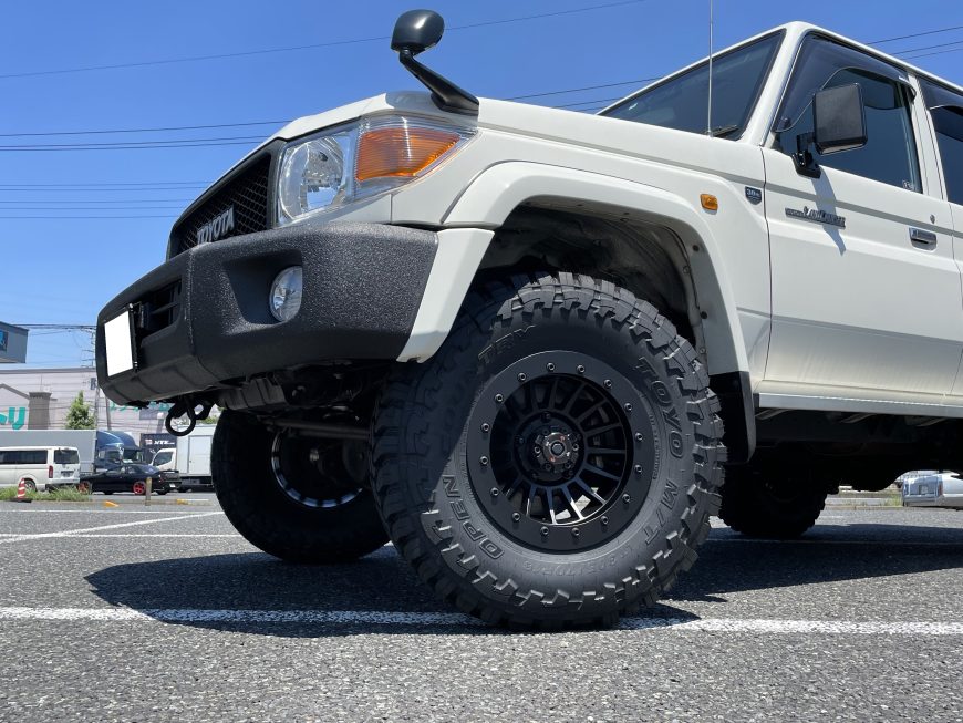 ソリッドレーシング タービンZ1をフルブラックに！76ランドクルーザー