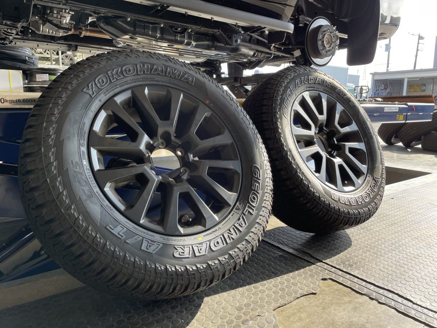 オールシーズン的に使えるオールテレーンタイヤって？！150プラドに