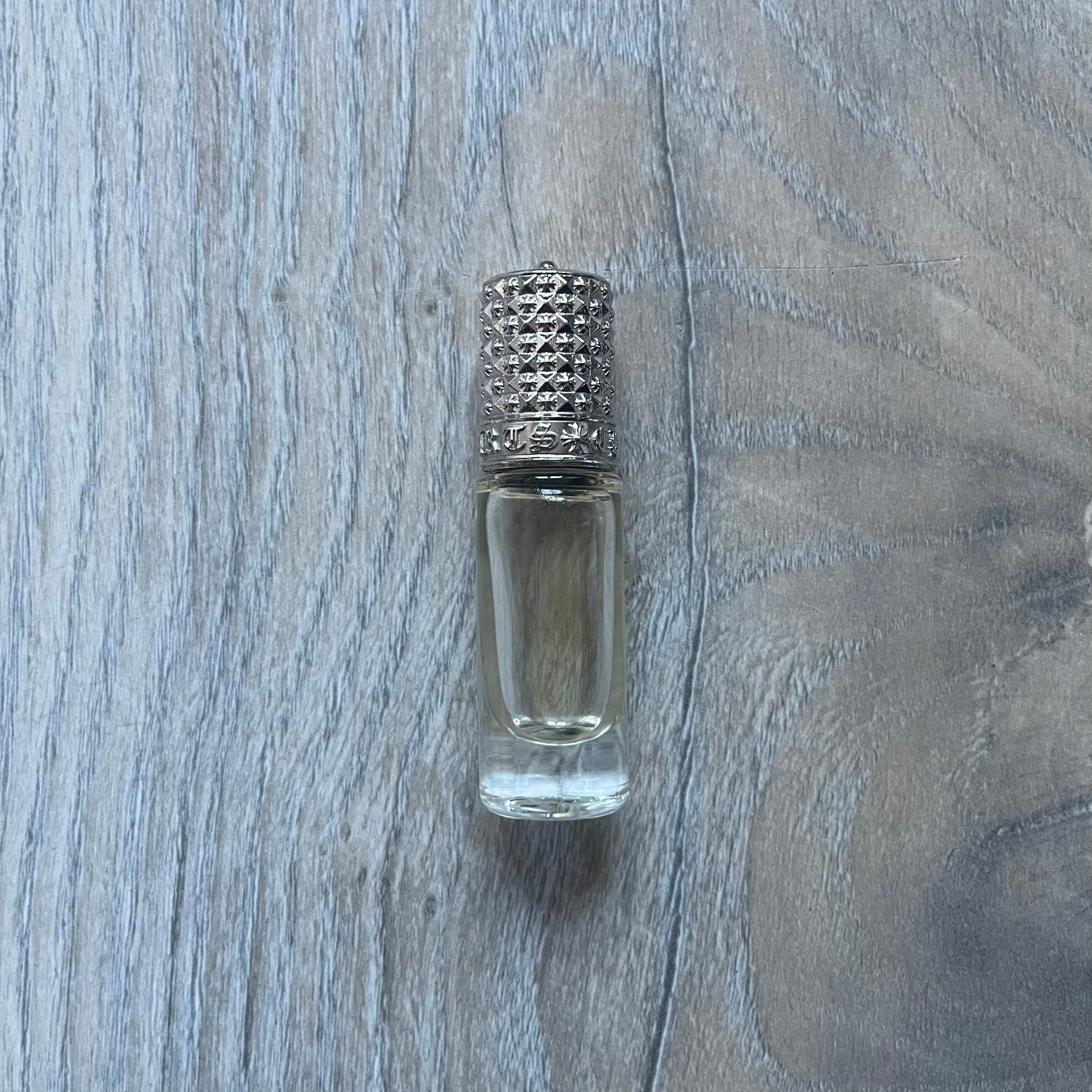 Chrome Hearts +22+ Roll-On Perfume – único13