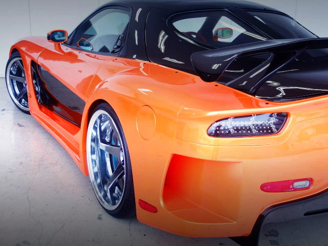 ワイスピ・ハンRX7風スペック仕上げ!NOS!KICKERオーディオ!VeilSide